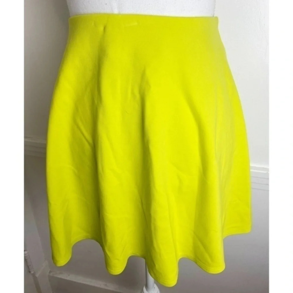 Lovers + Friends • Neon Lime Hartman Mini Skirt - Picture 2 of 4